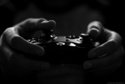 PS4免費(fèi)游戲，是否真的多？，PS4免費(fèi)游戲數(shù)量真的多嗎？真相揭示