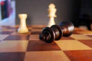 關于限制免費游戲的問題，控制網(wǎng)絡游戲消費，限制免費游戲的必要性及其影響