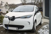 深度解析特斯拉網(wǎng)站流量分析圖，揭秘電動車巨頭的網(wǎng)絡(luò)影響力