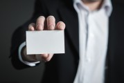 美媒稱拜登在民主黨人會(huì)議上發(fā)聲，“沒人能讓我出局，我會(huì)競(jìng)選到底”