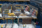 因勞動爭議，王增華起訴?？谑泄I(yè)建設(shè)開發(fā)總公司等