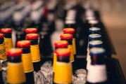 體驗(yàn)飲料的無(wú)限樂(lè)趣——免費(fèi)游戲的魅力所在，一杯好酒，一份分享，探索免費(fèi)游戲的樂(lè)趣與魅力