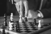 在追求快樂與實(shí)惠之間，讓我們選擇免費(fèi)游戲98，8款免費(fèi)游戲，讓你的夏日輕松愉快！