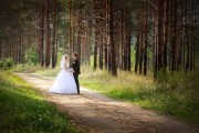 夢(mèng)中見證幸福時(shí)刻——解讀夢(mèng)見別人結(jié)婚的含義，解讀夢(mèng)中見證幸福時(shí)刻，夢(mèng)見別人結(jié)婚的含義