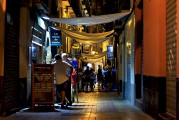 在享受美食的同時，開啟一段趣味餐廳經(jīng)營的奇妙旅程，趣味餐館經(jīng)營大挑戰(zhàn)，探索美食世界的創(chuàng)新與冒險！揭秘如何經(jīng)營一家成功的餐廳