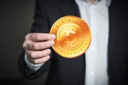 現(xiàn)貨黃金失守3200美元/盎司，日內(nèi)跌幅1.26%