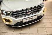 大眾途岳胎壓燈亮了如何復位？這種操作對車輛安全有何重要性？