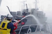 日本海上自衛(wèi)隊(duì)幕僚長稱起火船艇或?qū)⒊翛] 仍有1人下落不明
