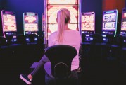 女生免費游戲換裝攻略，讓你在游戲中更加酷炫，3款女生免費換裝游戲推薦，讓裝扮變得更具個性