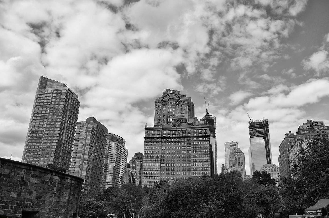 銀行板塊繼續(xù)走高 工、農(nóng)、中、建四大行股價(jià)均再創(chuàng)歷史新高