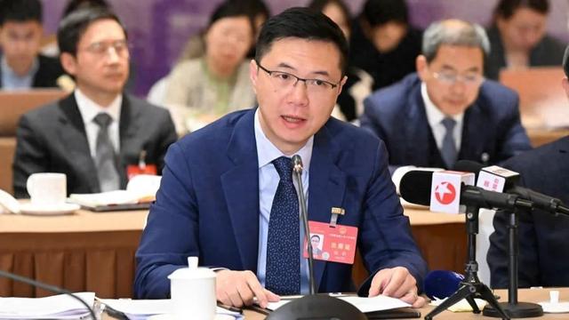 全國(guó)人大代表田軒：建議寬容失敗，鼓勵(lì)不拘一格降人才